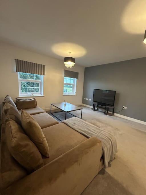Luxury Countryside Stay - Waters Upton, 텔퍼드 외부 사진