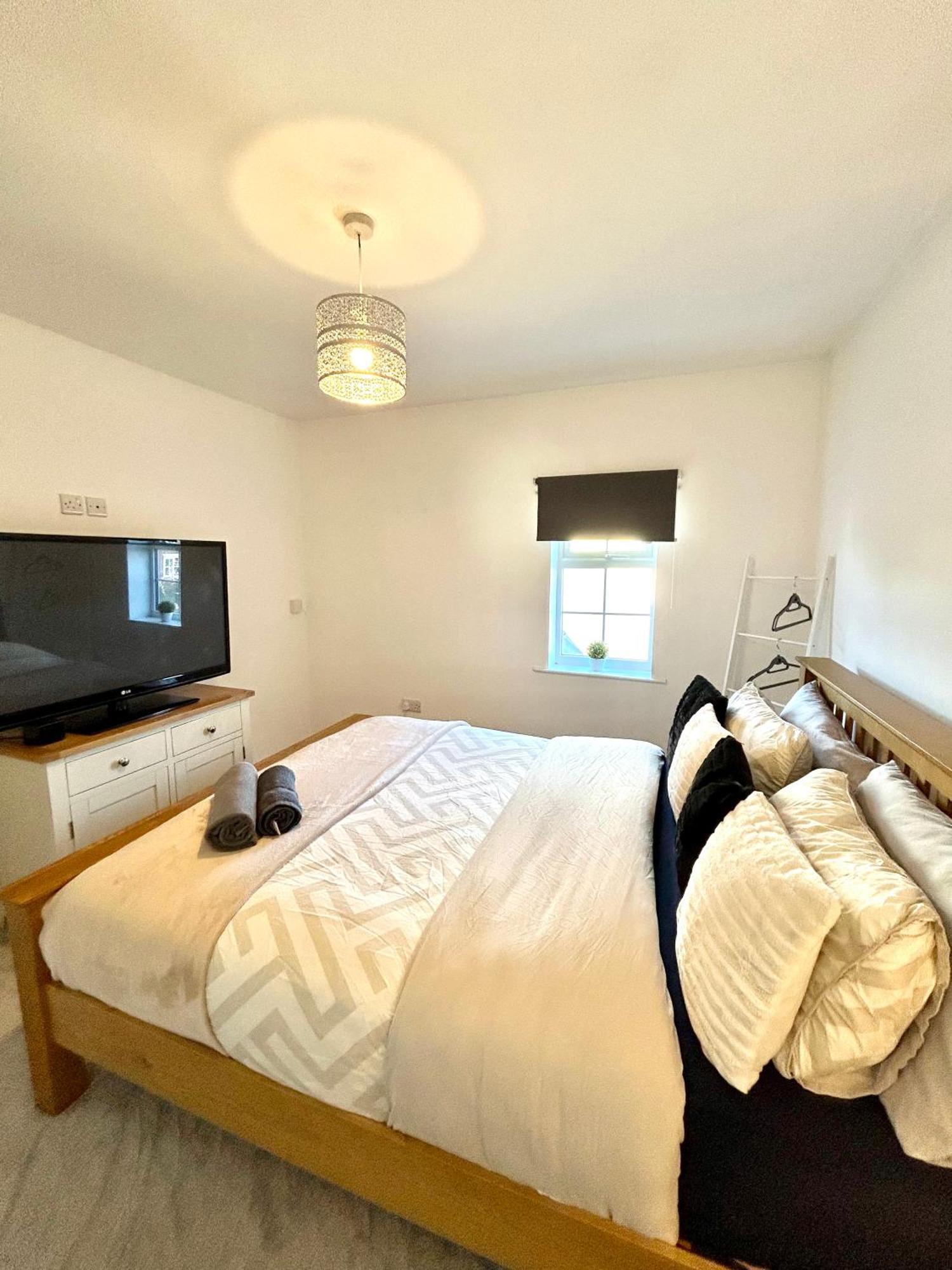 Luxury Countryside Stay - Waters Upton, 텔퍼드 외부 사진